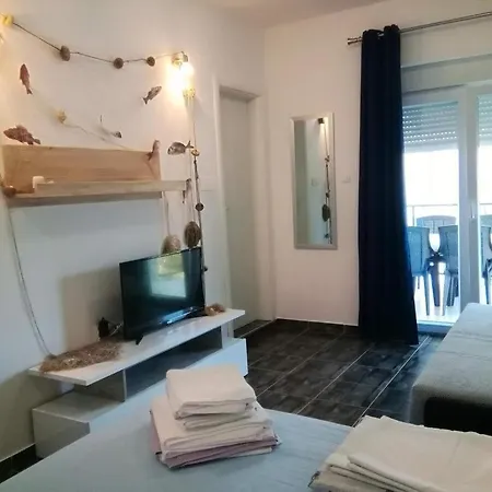 In With Sea View, Terrace, Air Conditioning, Wifi Apartment Vodice