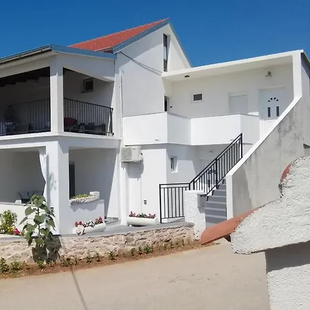 In With Sea View, Terrace, Air Conditioning, Wifi Apartment *