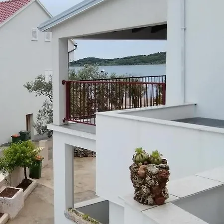 In With Sea View, Terrace, Air Conditioning, Wifi Vodice